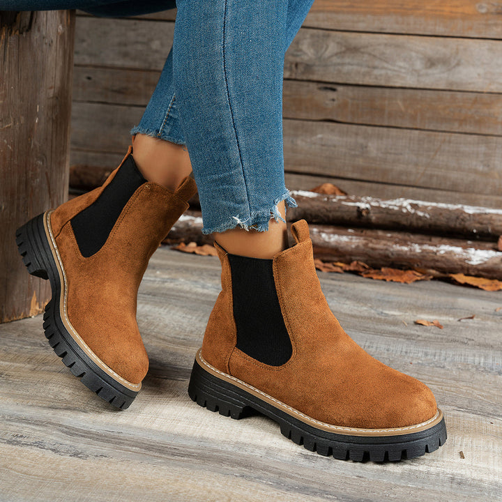 Elizabeth | Zeitlose und markante Chelsea-Plateau-Stiefeletten