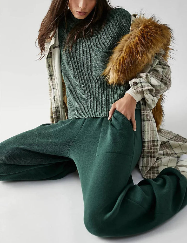 Nora | Stilvolle Strickjacke zum saisonalen Lagenlook