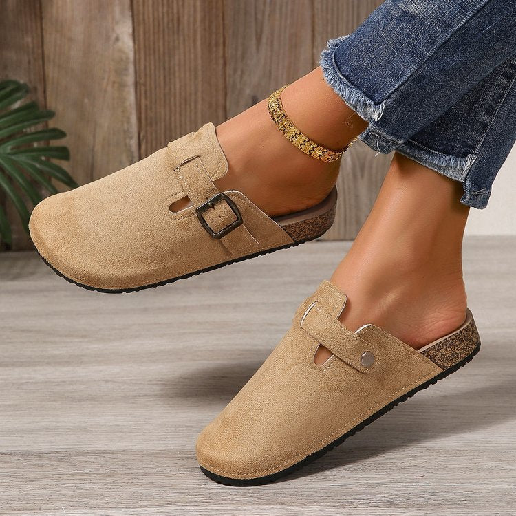 Maya | Eleganti e chic sabot in suede con fibbie