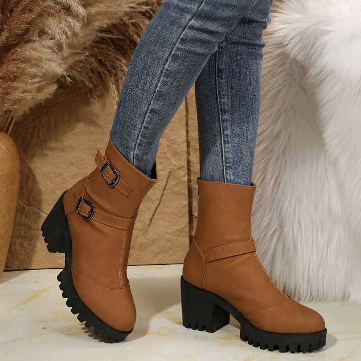 Beatrice | Moderne und selbstbewusste Stiefeletten mit Schnallenriemen