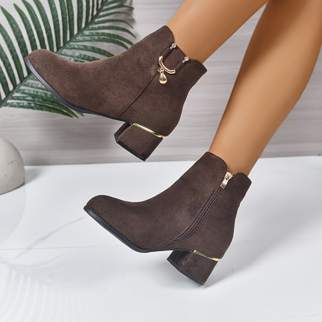 Hazel | Schicke Chelsea-Stiefeletten aus braunem Veloursleder