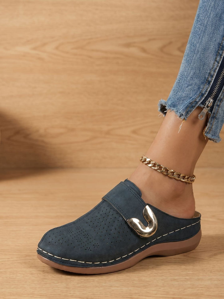 Leonie | Orthopedic Slip-On Clogs for Women with Adjustable Strap