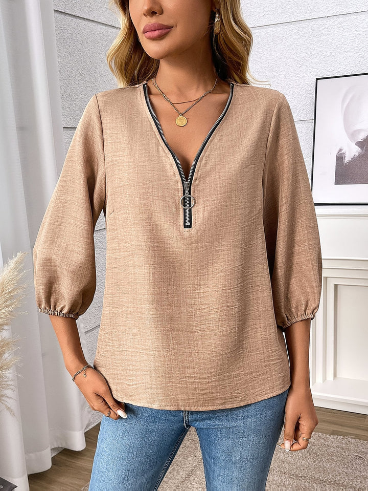 Claudia | Zip-Front V-Neck Blouse – Effortless Everyday Style for Women