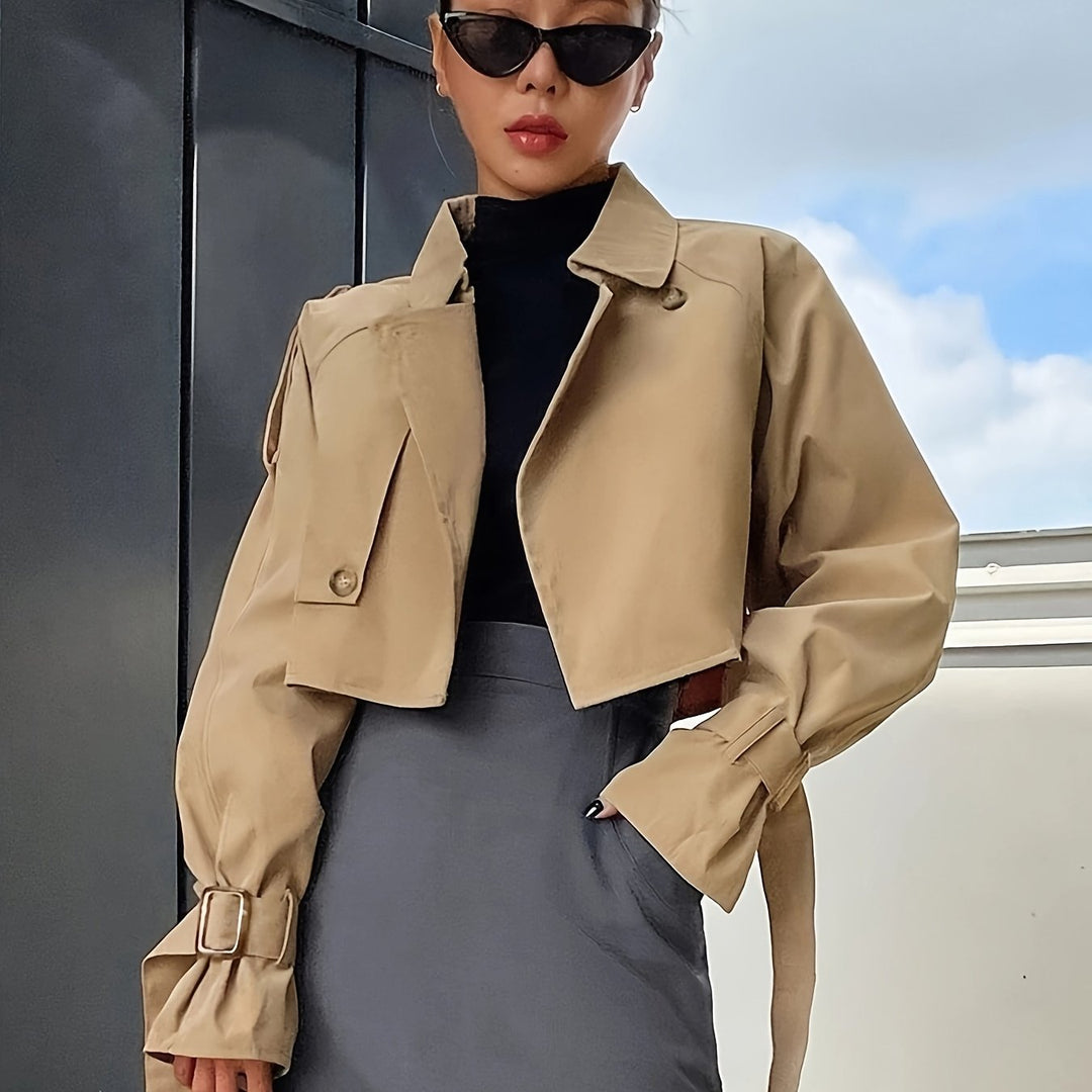 Penelope | Chic And Modern Short Trench Coat