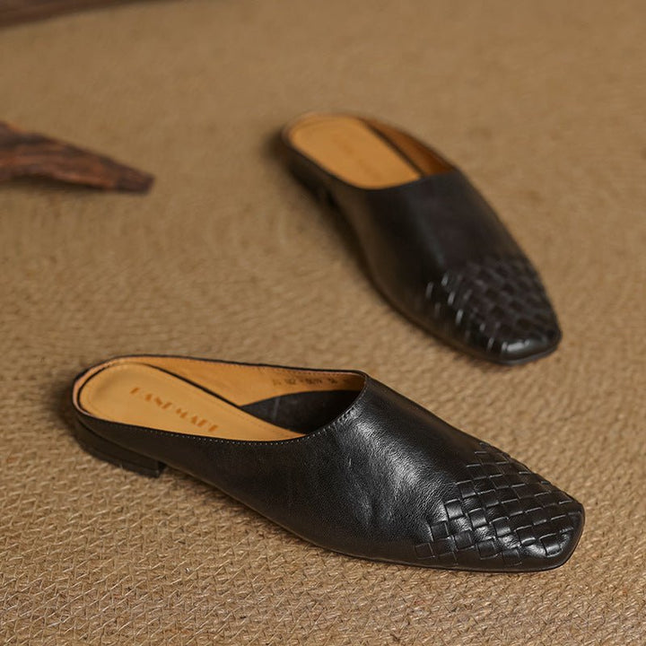 Mia | Zoccoli slip-on in pelle intrecciata, eleganti e comodi