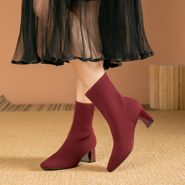 Eleanor | Moderne und elegante gestrickte Stiefeletten