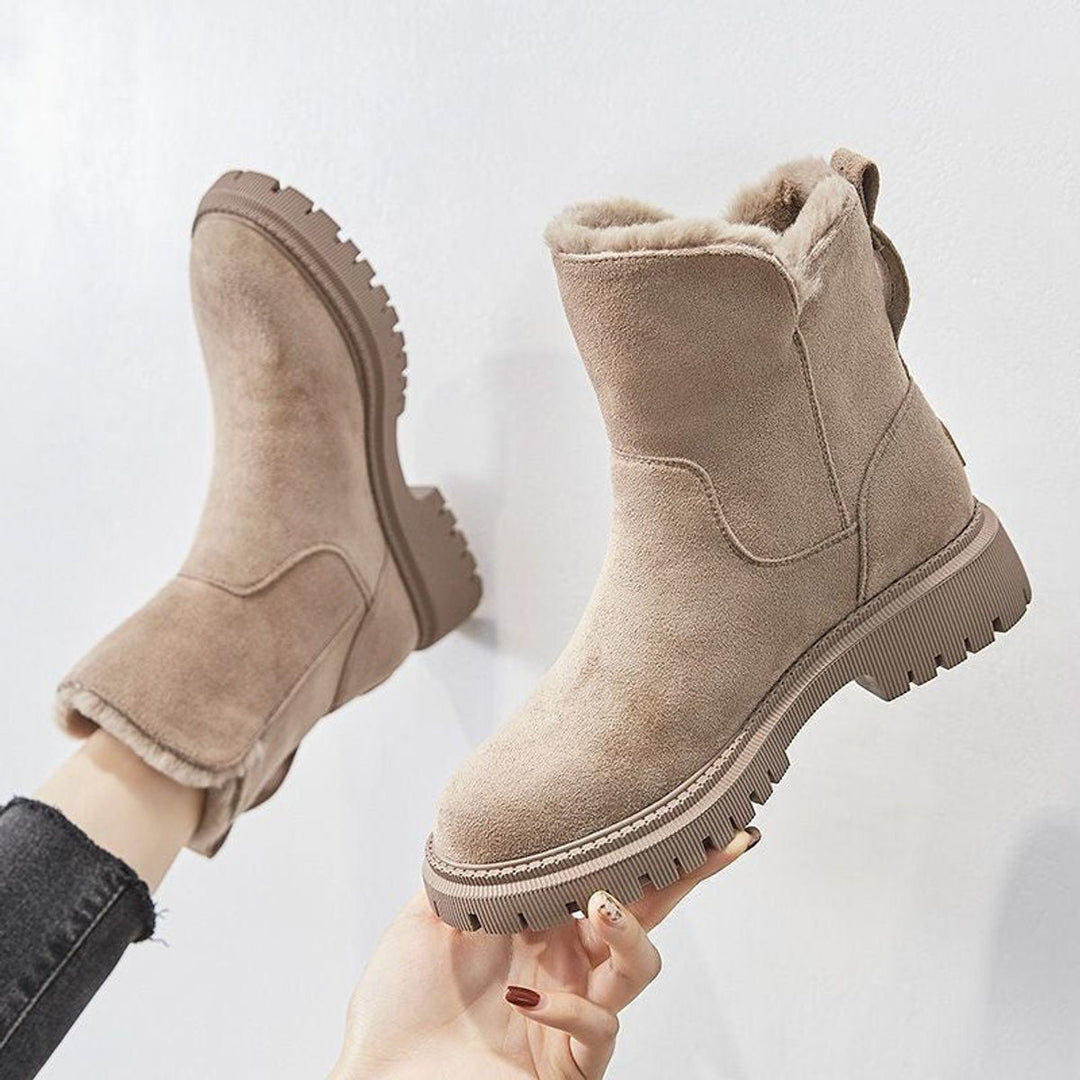 Leah | Chic Fleece-Lined Suede Winter Ankle Boots