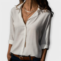 Olivia | Zeitlose, locker sitzende Bluse mit Knopfleiste und Kragen