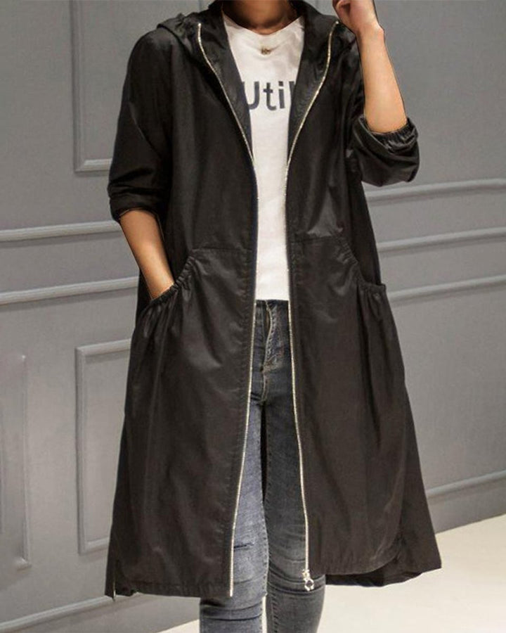 Clara | Weather-Resistant And Chic Trench Coat