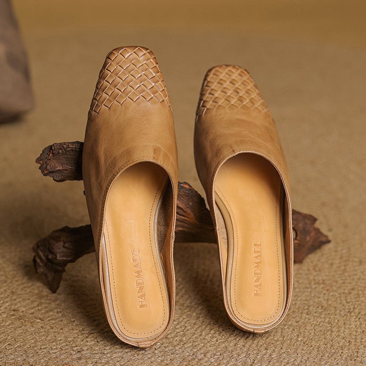 Mia | Zoccoli slip-on in pelle intrecciata, eleganti e comodi