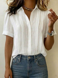 Freya | Elegant & Refined Pleated Short-Sleeve Blouse