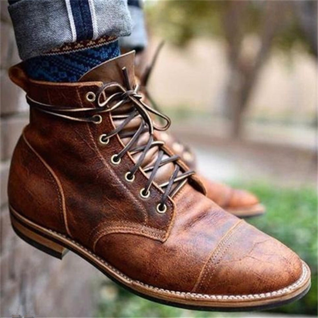 Oliver | Trendy And Supportive Cap-Toe Men Boots