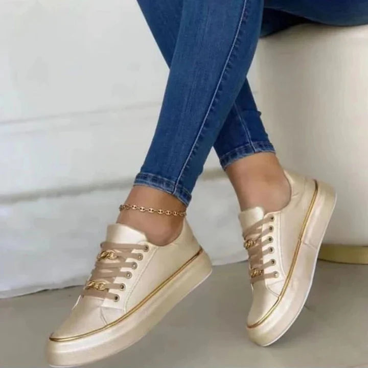 Adriana | Sturdy and durable shoes for everyday use 2
