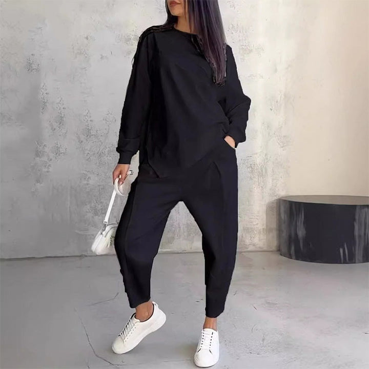 Alera | Comfortable & Stylish Women's Loungewear Set – Trendy Matching Lounge Set for Everyday Wear 3