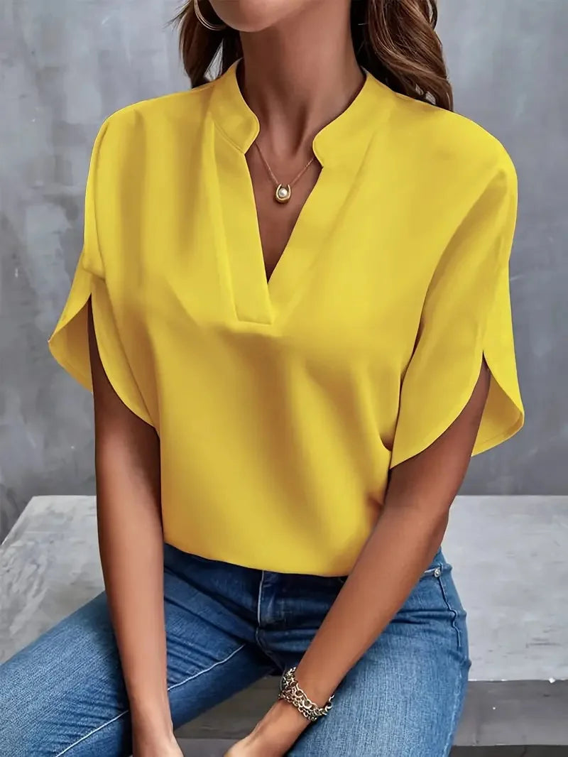 Alica | Comfortable & Versatile V-neck Blouse 1
