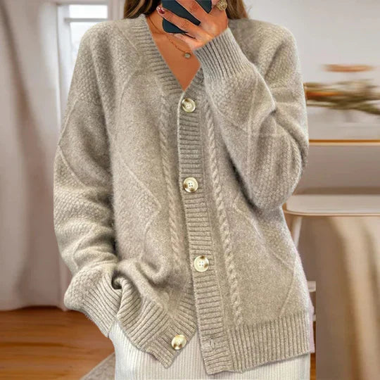 Amara | Timeless and elegant women's cardigan 3