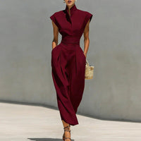 Olivia | Elegantes und maßgeschneidertes Midikleid mit Stehkragen