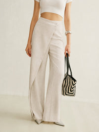 Camila | Elegante und gepflegte asymmetrische Wickelhose