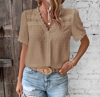 Stephanie | Blusa in pizzo con scollo a V sofisticata ed elegante