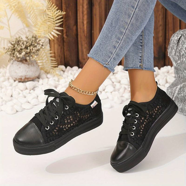 Celia | Elegant & Breathable Lace Sneakers – Comfortable Casual Footwear 2