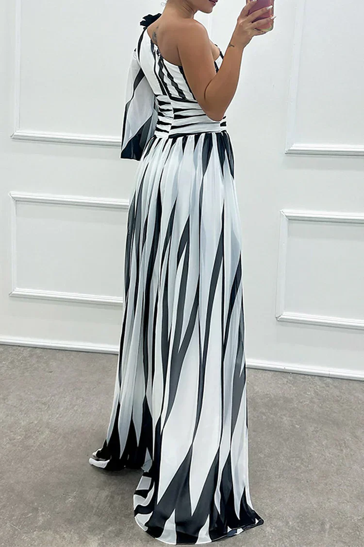 Celia | One Shoulder Maxi Dress Elegant Long Dresses for Women Flattering Fit 2