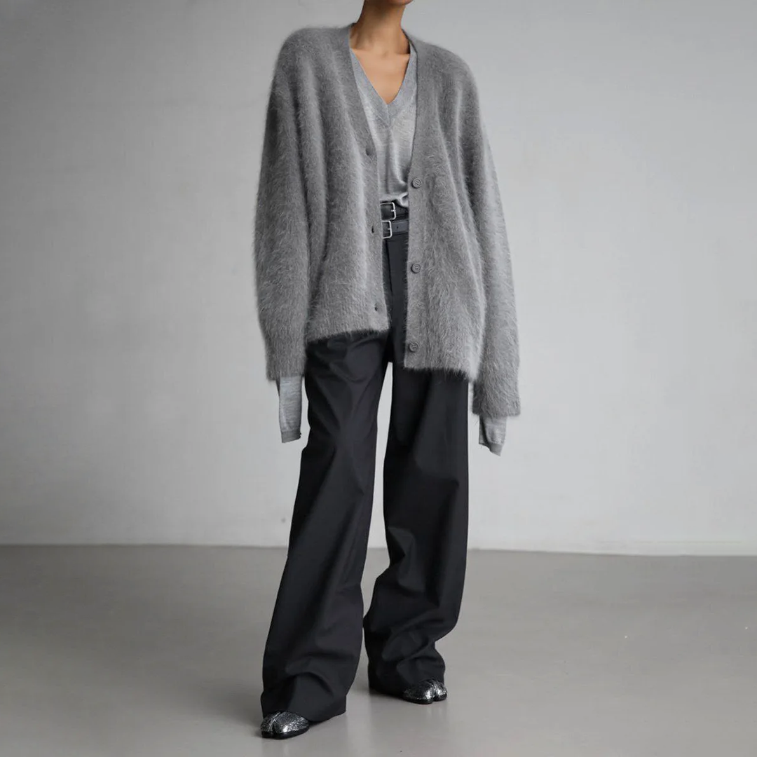 Clara | Elegant cashmere cardigan for women 3