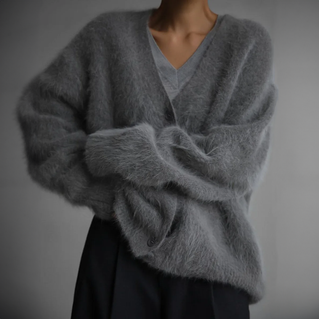 Clara | Elegant cashmere cardigan for women 4
