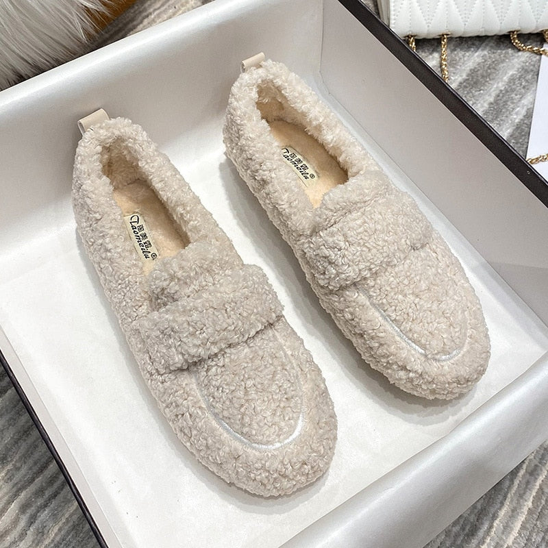 CozyNest | Soft Plush Men's Slippers for Ultimate Comfort 7
