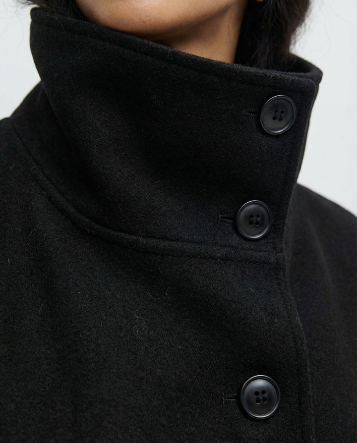 Elara | Stylish, Comfortable & Warm Women's Wrap Jacket 4