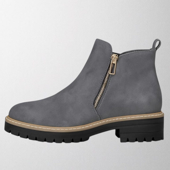 Elma | Women's shoe with round toe and side zip fastening 1