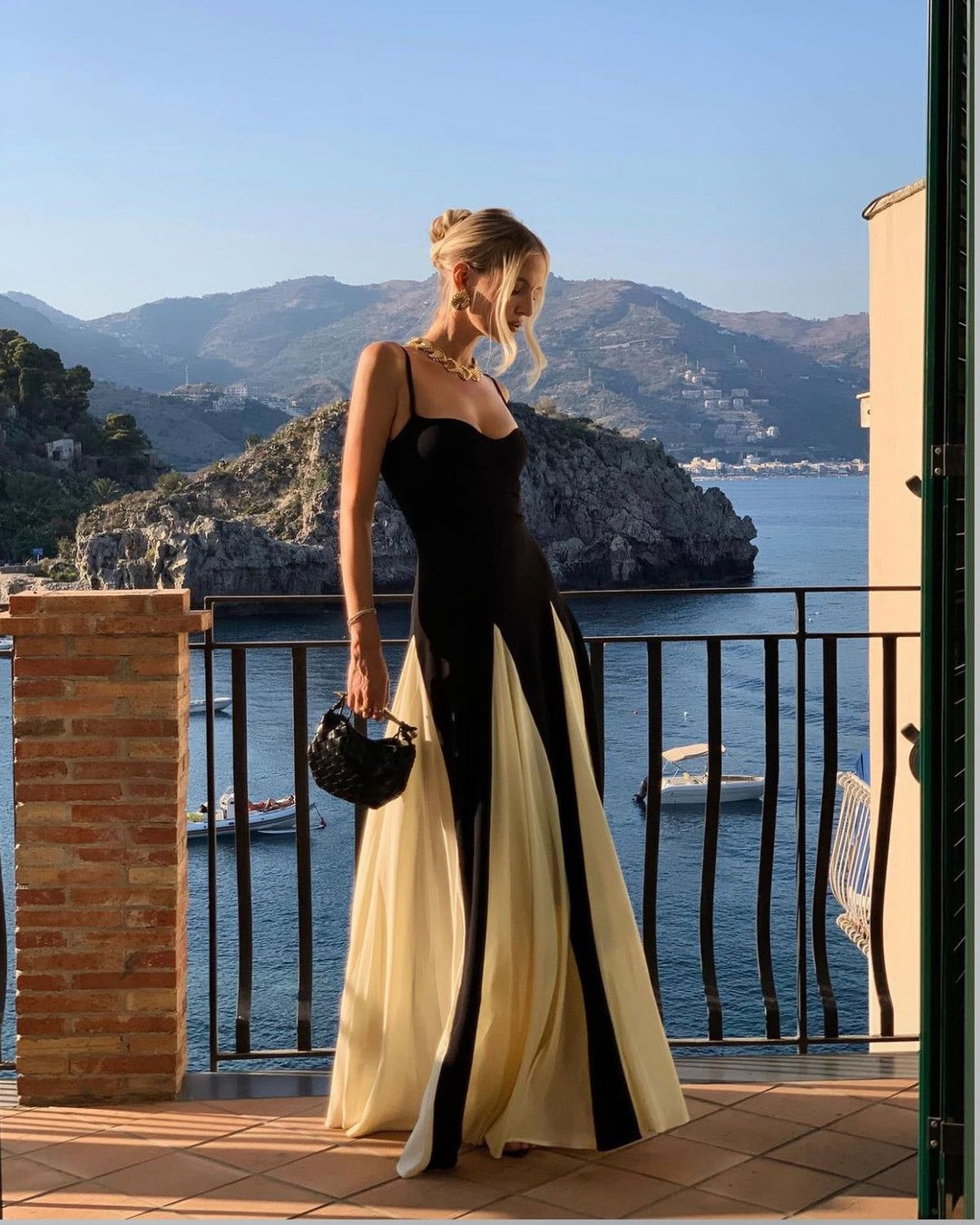 Faye | Lace Maxi Dress Elegant Long Dresses for Women Flattering Fit 4