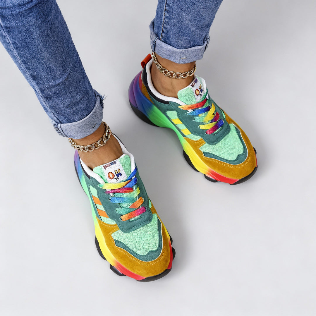 Flora | Ultralight, Shock-Absorbing Women’s Sneakers – Best Walking Shoes for Women 4