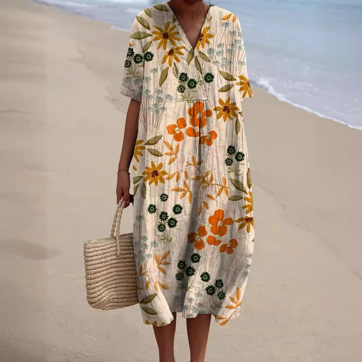 Hana | Feminine summer dress with floral pattern 2