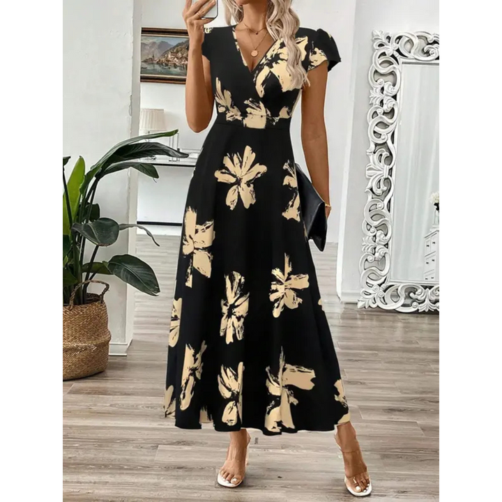 Hanneli | Elegant Black Maxi Dress – Soft, Flowing & Perfect for Women 0