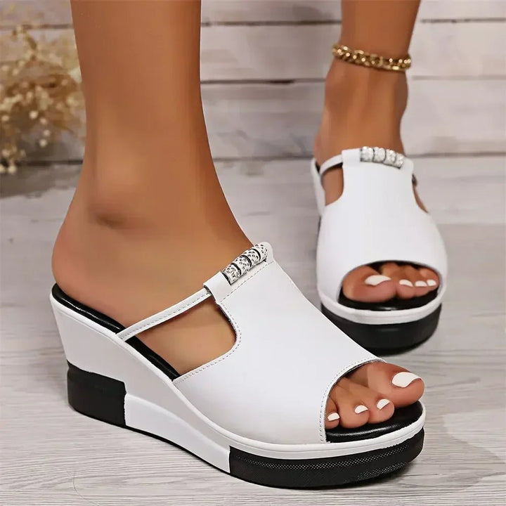 Isabella | Elegant & Comfortable Women's Sandals – Orthopedic Wedge Design 3