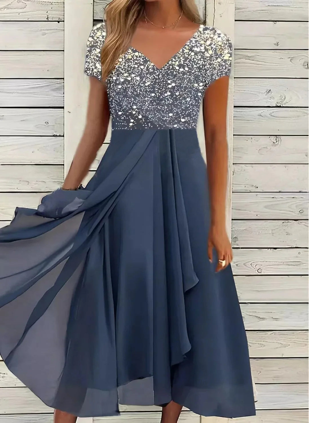 Isabelle | Elegant and Glamorous Evening Dress 4