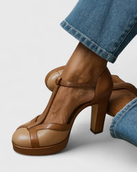 Amelia | Timeless & Comfortable Heeled Pumps