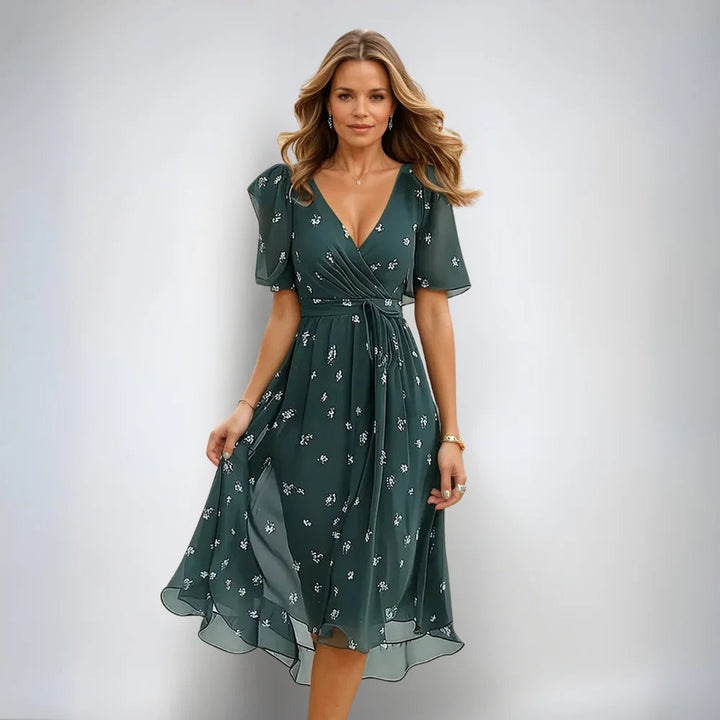 Jet | Dress with elegant silhouette and breathable fabric 0