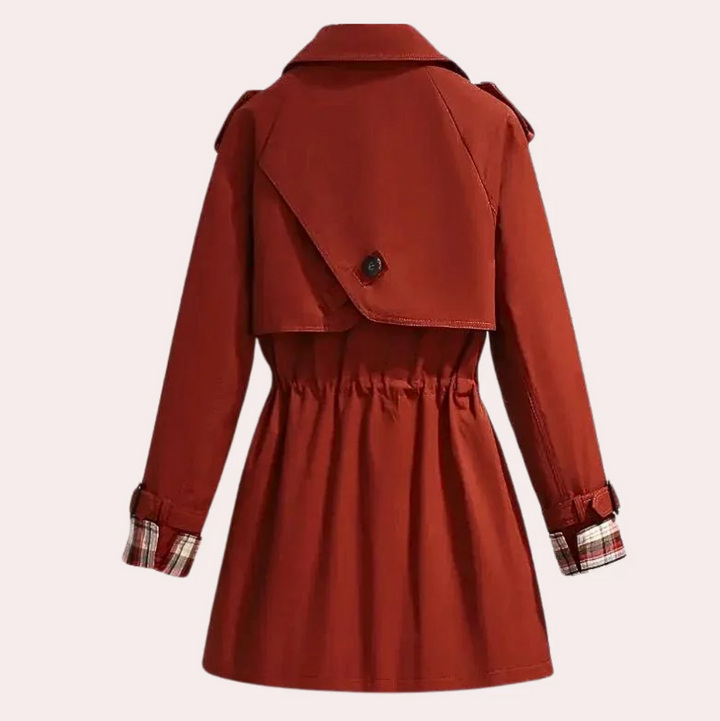 Julia | Timeless and comfortable trench coat 5