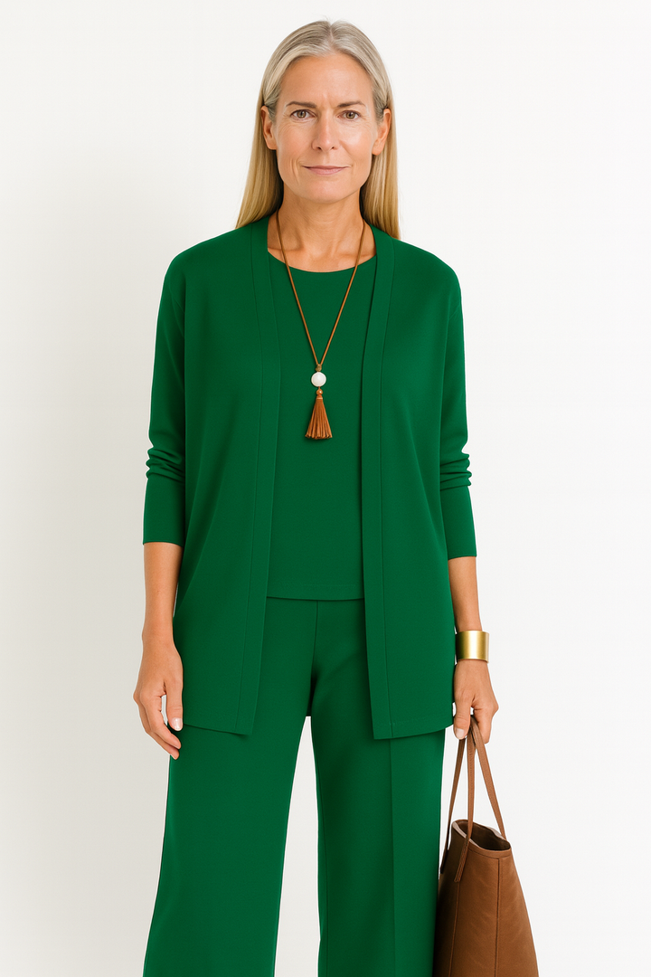 Karin | Elegant Plus Size Suits for Women – Lightweight, Versatile Three-Piece Set 8