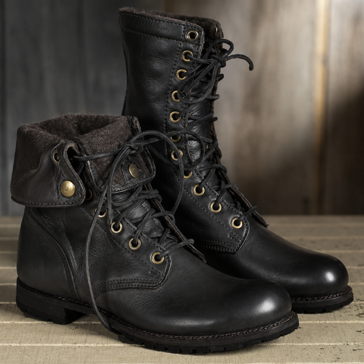 Kia | Women's Lace-up Boots 1