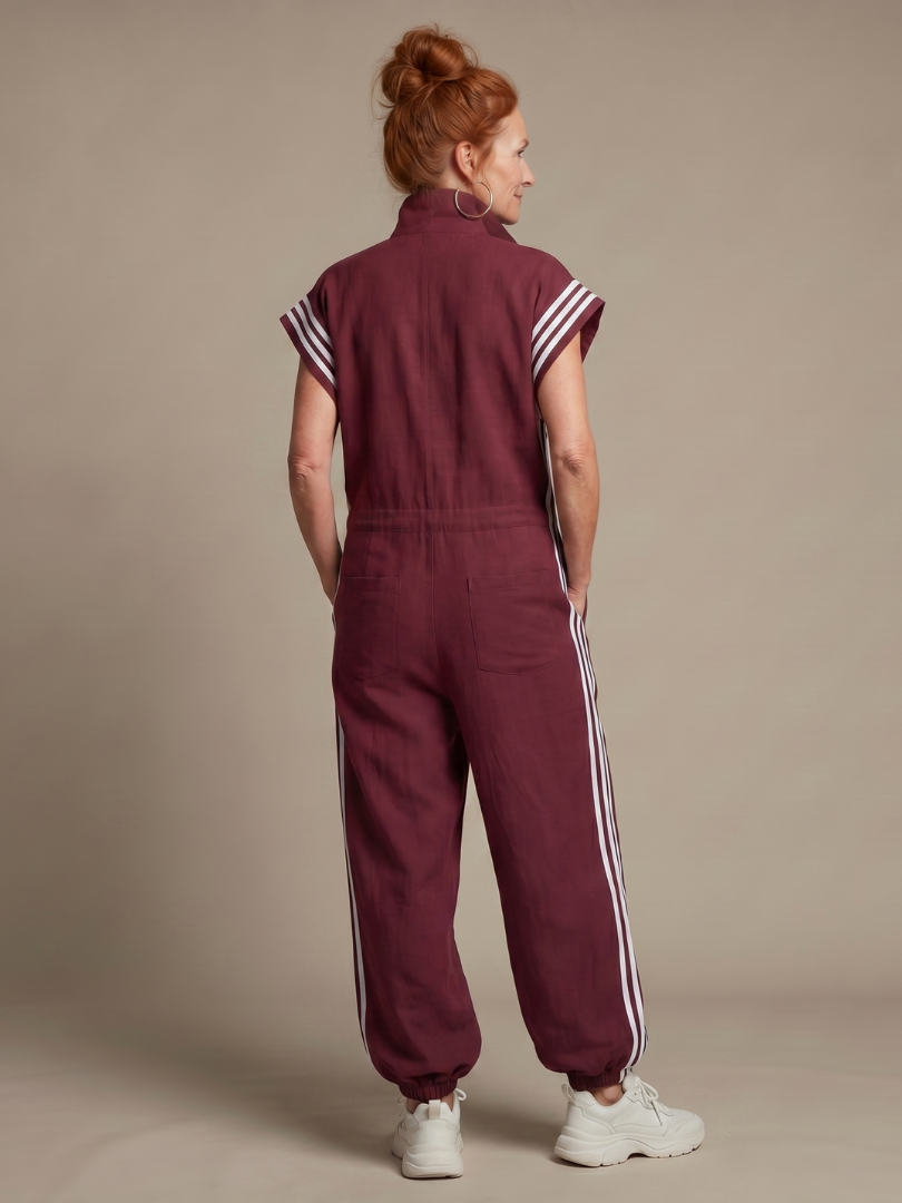 Lara | Elegant & Comfortable Women's Tracksuit with Zip Closure 3
