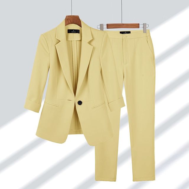 Laura | Comfortable and timeless blazer set 2