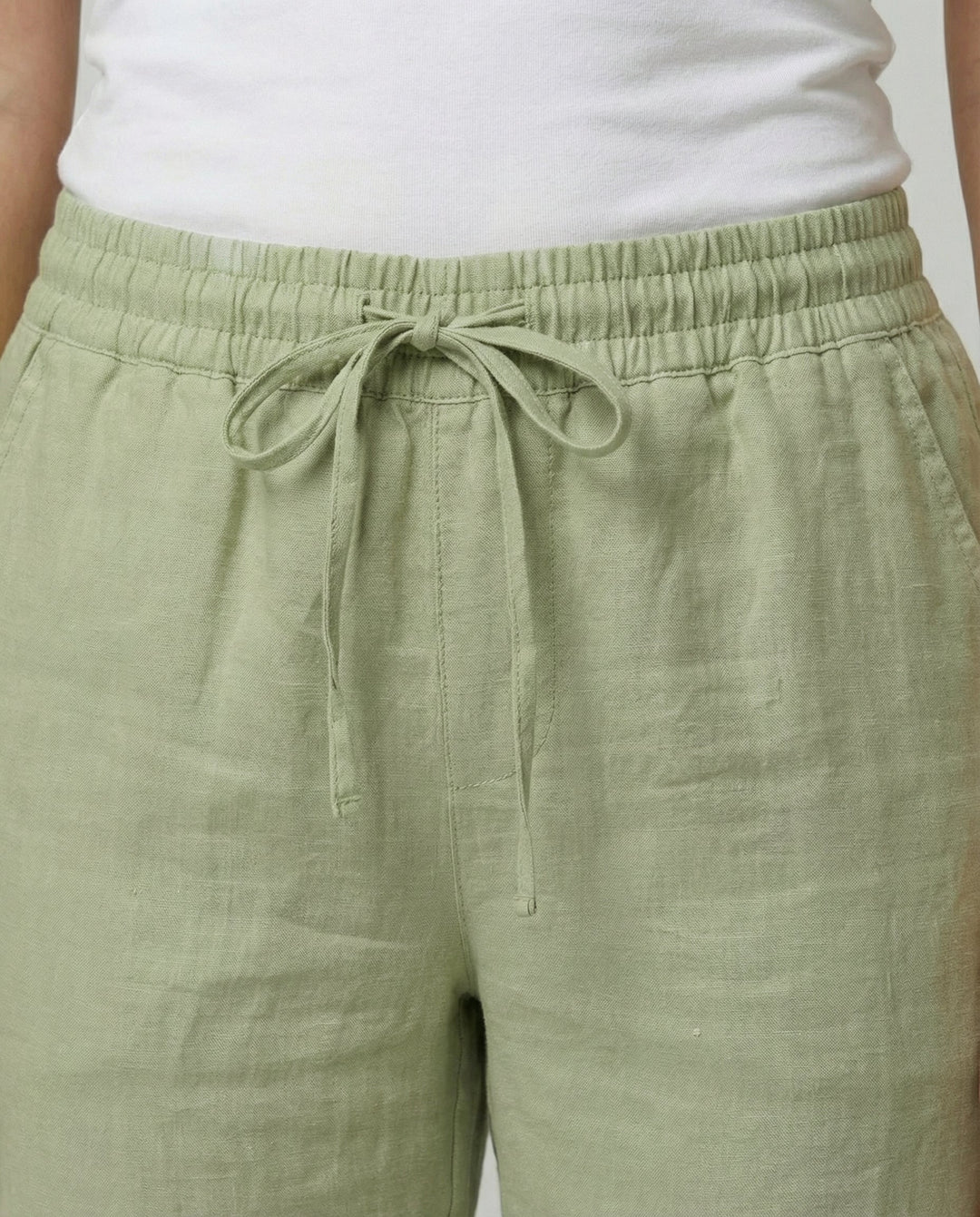 Lina | Lightweight, Breathable &amp; Stylish Women’s Linen Trousers 4