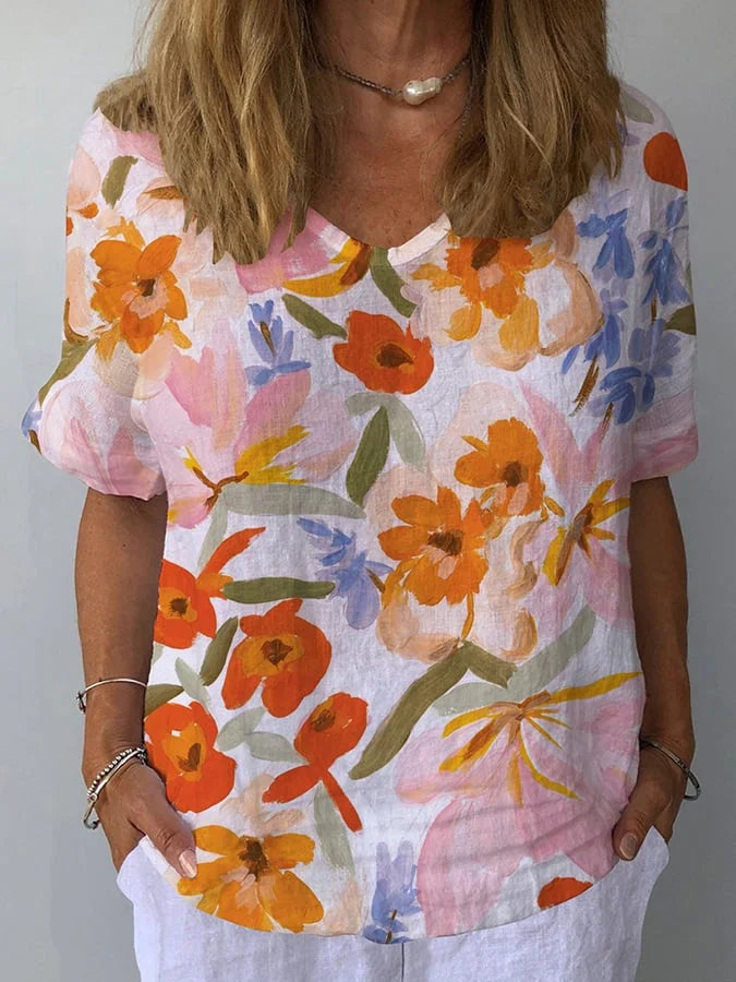 Lina | Relaxed V-Neck Floral Blouse for Women 1