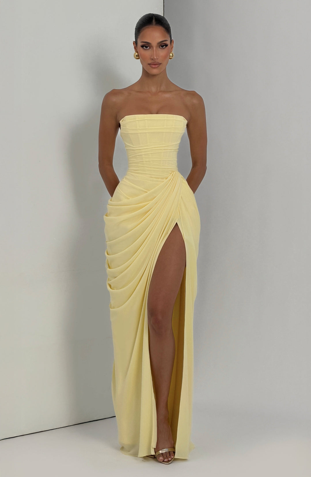Liora | Strapless Maxi Dress Elegant Long Dresses for Women Silhouette 7