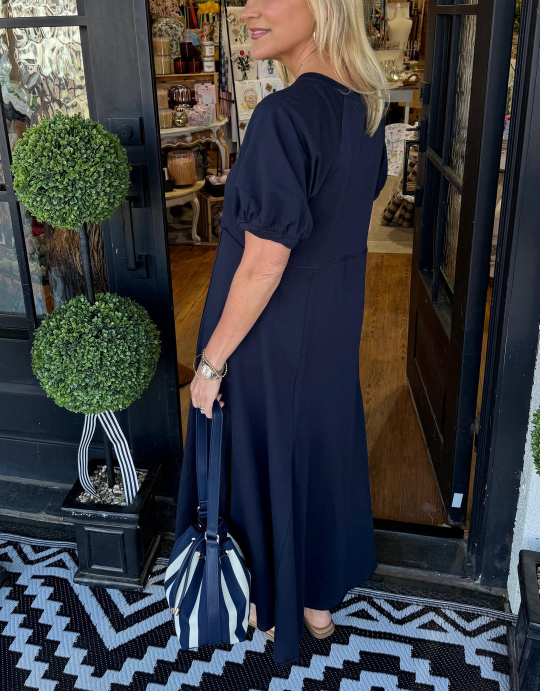 Livia | Elegant Puff Sleeve Plus Size Maxi Dress for Women 1