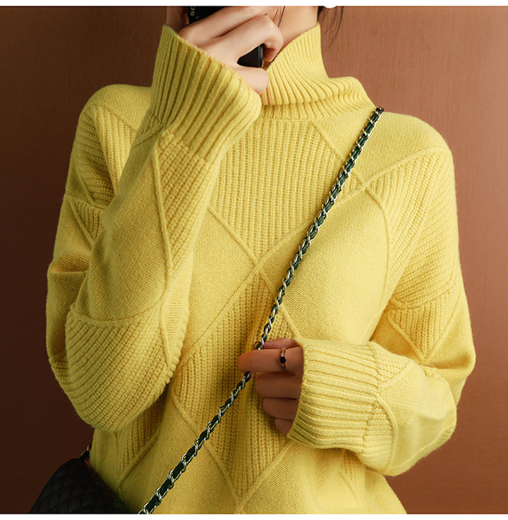 Lucy | Turtleneck Cashmere Sweater 6