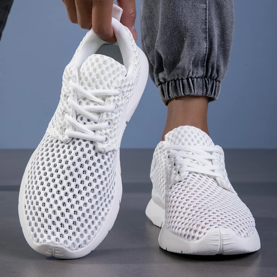 Luma | Lightweight, Breathable & Stylish Sneakers for Everyday Comfort 3
