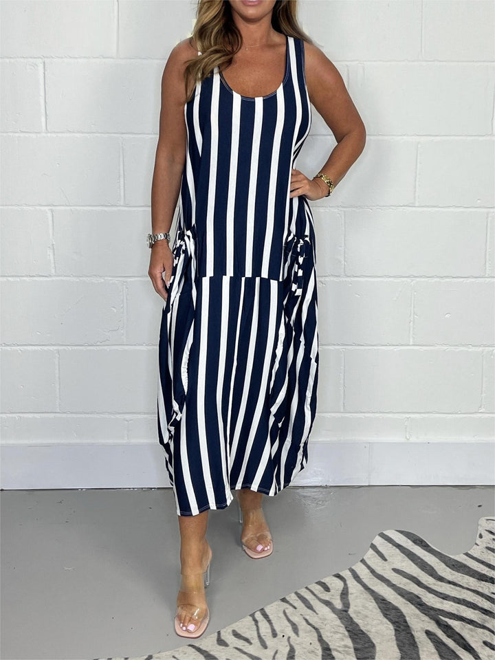 Luna | Comfortable Oversize Women's Dress with Tie Waist 1